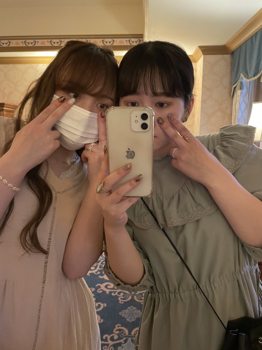 り つ tweet media