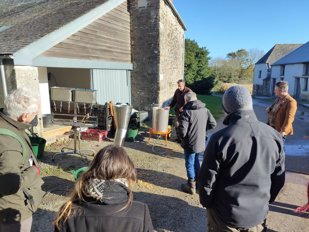 Lovely walk &amp; talk around <a href="/KestleBarton/">Kestle Barton</a> with <a href="/Trailmixbram/">Bram Thomas Arnold</a> &amp; others showing how different people are involved in shaping the landscape.
The weather has been delightfully sunny☀️