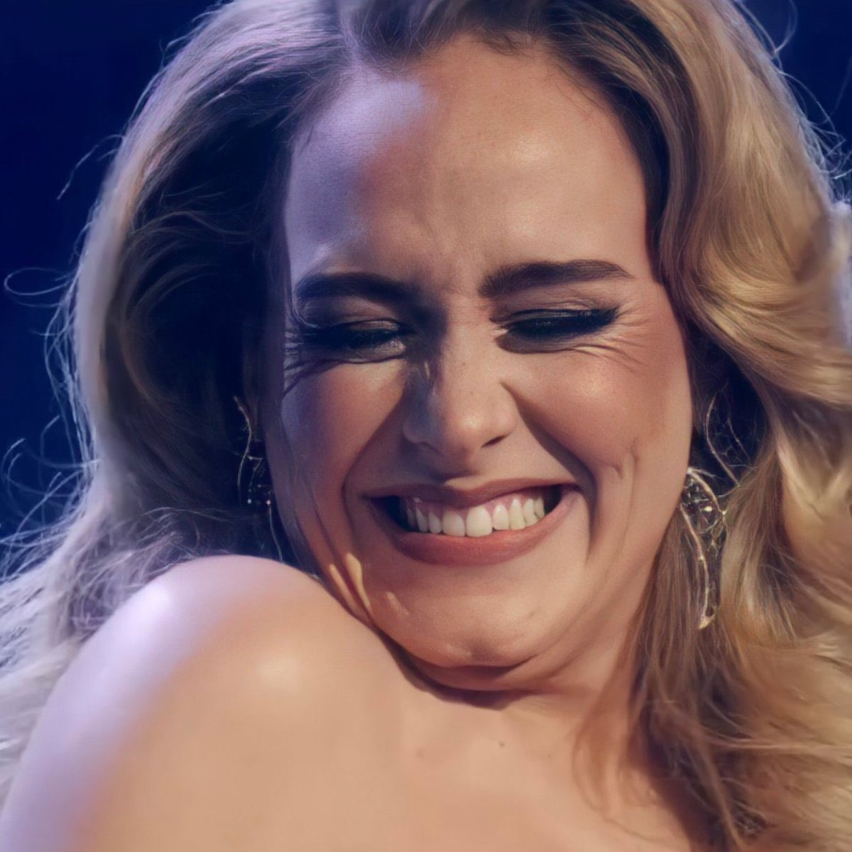 memes_adele's tweet image. 