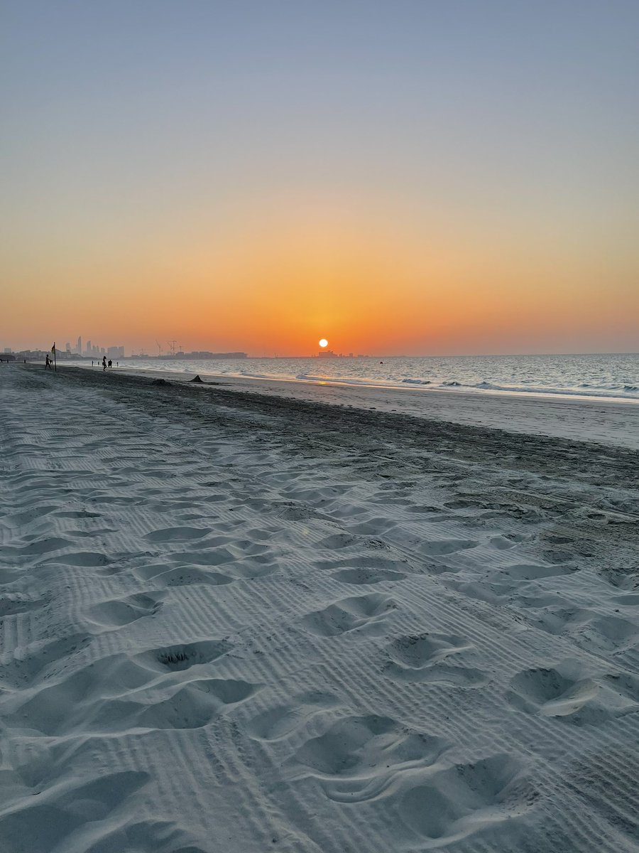 #Sunset in the #UAE. #AbuDhabi #SaadiyatIsland