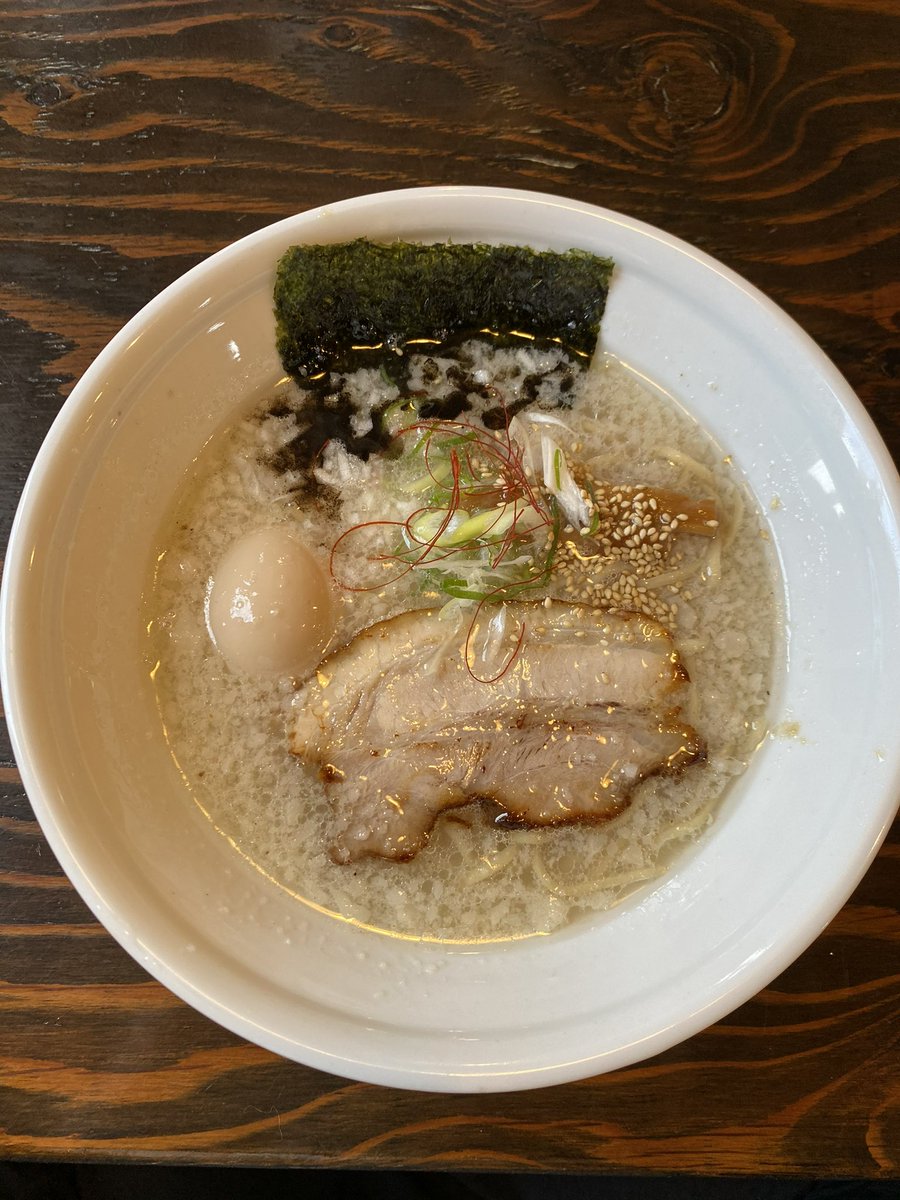coc0714's tweet photo. 【固定用】

穂澄-HOZUMI-

釧路で1番好きなラーメン屋

店長さんがラーメン横丁にいる時から店長さんが作るラーメンが好きで高校生の頃よく通ってた

その後、店を開くと知りオープン後は通い続けた

かれこれ7、8年くらいは店長さんのラーメン食べてる🍜

もはやファン😏

これからも通い続けます👍 https://t.co/YzKYP8tmYz