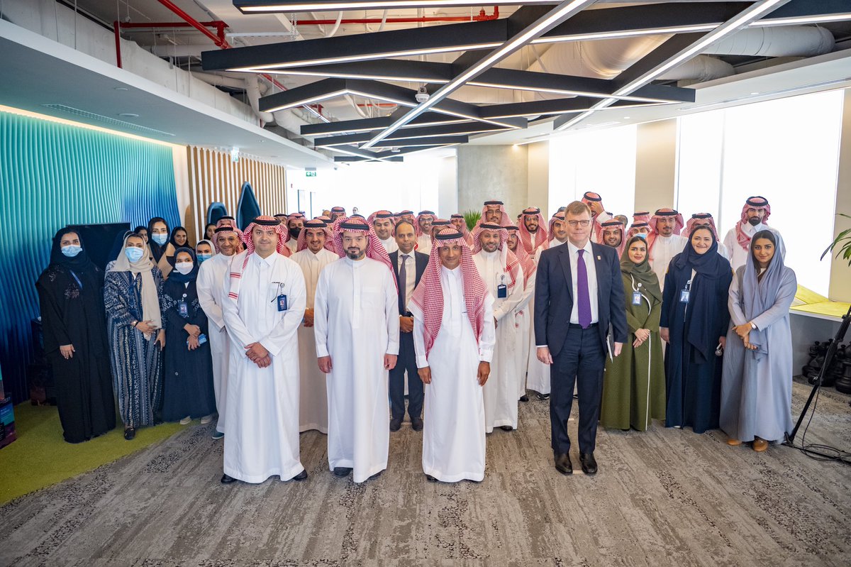 AhmedAlKhateeb's tweet photo. Proud to see the achievements of the #TourismDevelopmentFund during my visit today at the new headquarters. We are continuing to develop the Kingdom’s destination and offering in line with sustainable principles. @TDA_SA #Vision2030 https://t.co/qcJANdt3Gu