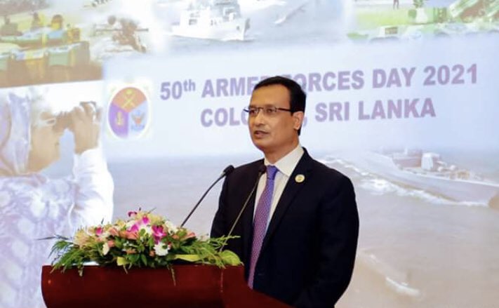 bdhclanka's tweet photo. Celebration of 50th #ArmedForcesDay of Bangladesh in Colombo. #SLDefenceSecretary General Kamal Gunaratne (Rtd) graced the occasion as the chief guest. Chief of Defense Staff, Air Force Commander and Navy Commander was present in the celebration @BDMOFA @theBDarmy @BDDiplomacy https://t.co/PBgYPhbiiI