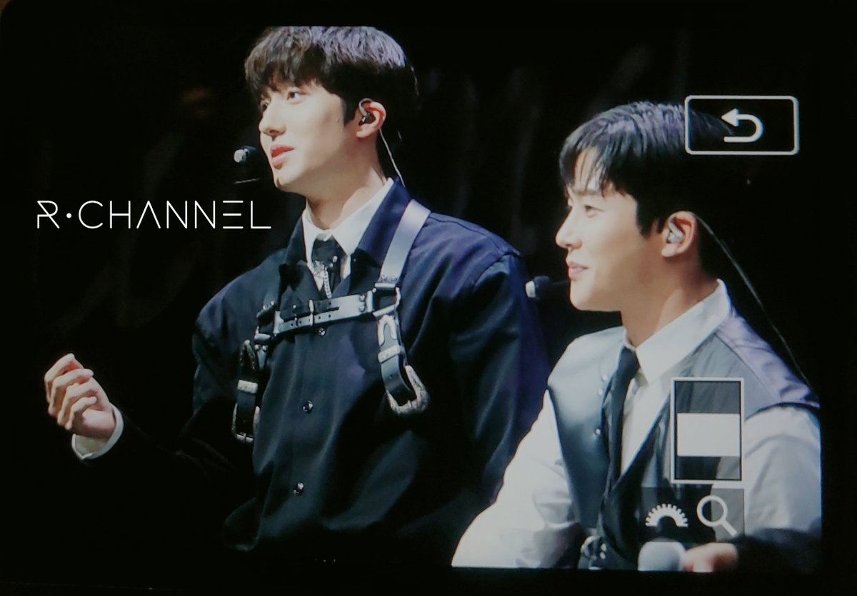 R_CHANNEL1005's tweet photo. 211122 트라우마 쇼케이스

#sf9 #로운 #김석우 #ROWOON #金路云 #ロウン #찬희 #강찬희 #CHANI #チャニ #姜澯熙 https://t.co/nZ7VVtHv2K