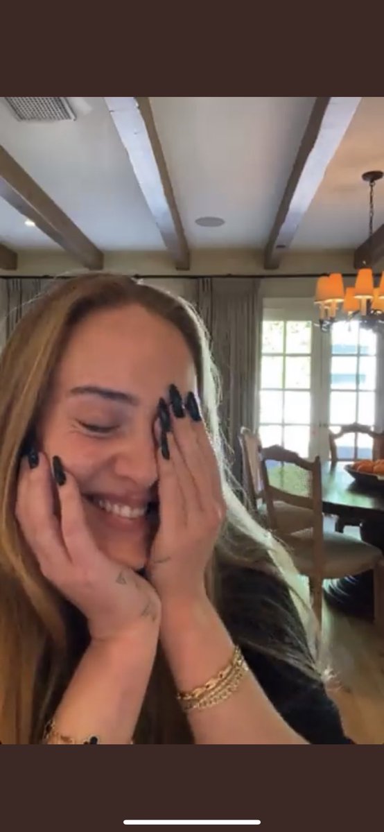 memes_adele's tweet image. 