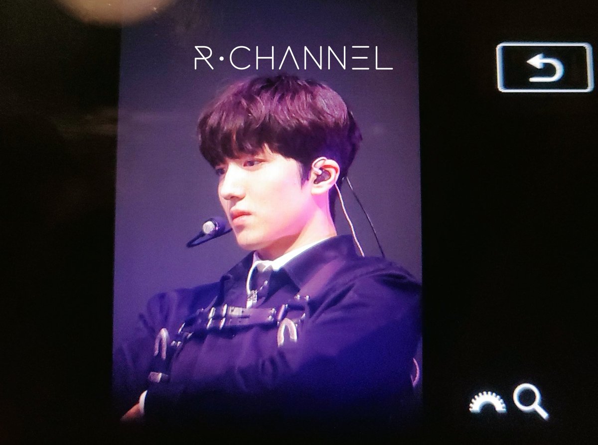 R_CHANNEL1005's tweet photo. 211122 트라우마 쇼케이스

#sf9 #로운 #김석우 #ROWOON #金路云 #ロウン #찬희 #강찬희 #CHANI #チャニ #姜澯熙 https://t.co/nZ7VVtHv2K