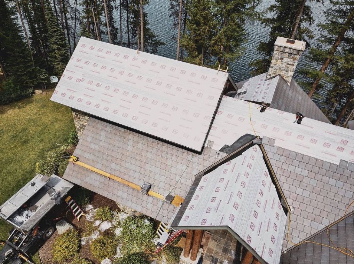 GripRiteUSA's tweet photo. If you could build your dream home, would it be on a lake, up in the mountains, or on the beach?
This roofing job was done by Kauffman Quality #Construction on this beautiful home in Montana.
#GripRite #roofunderlayment #underlayment #roofersofinstagram #lakeviewhome https://t.co/p1xH67Mb0h