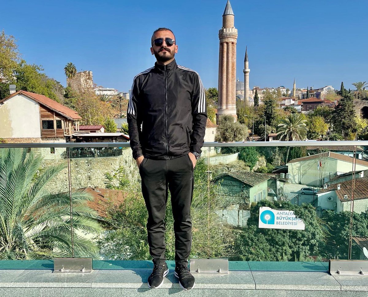 sadkyasn021's tweet photo. 📍➖Antalya Kaleiçi 
#antalya #kaleiçi #gezilecekyerler #geziyorum #gezilecekyerlerdebugün #photographer #fotoğraf #fotoğrafçılık #gezenti #gezen #gezenbilir #gezenlerden https://t.co/SFjp9SNMe3