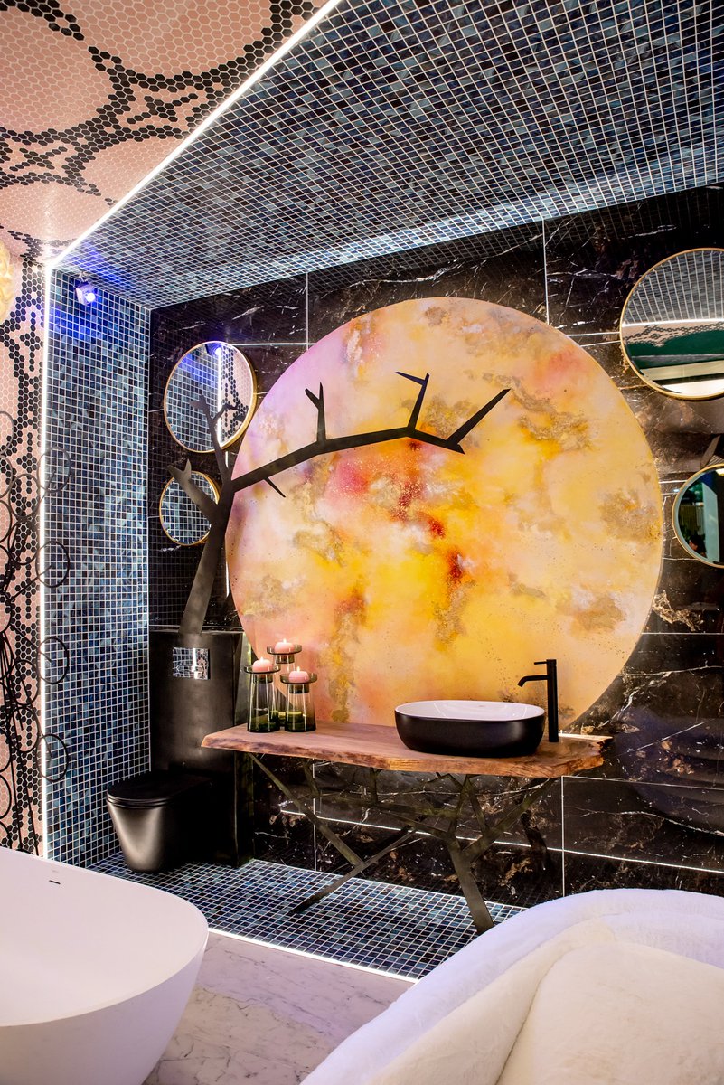 TubesRadiatori's tweet photo. #Tubes took part in #MarbellaDesign an amazing fair dedicated to interior design and innovative solutions. Thanks to the designers FrAncisco SilvÁn for choosing our heating products for his surprising space. Ph. Virginia Vera
#interiordesign #tubesradiatori #designradiators https://t.co/j2R7WYrvX0