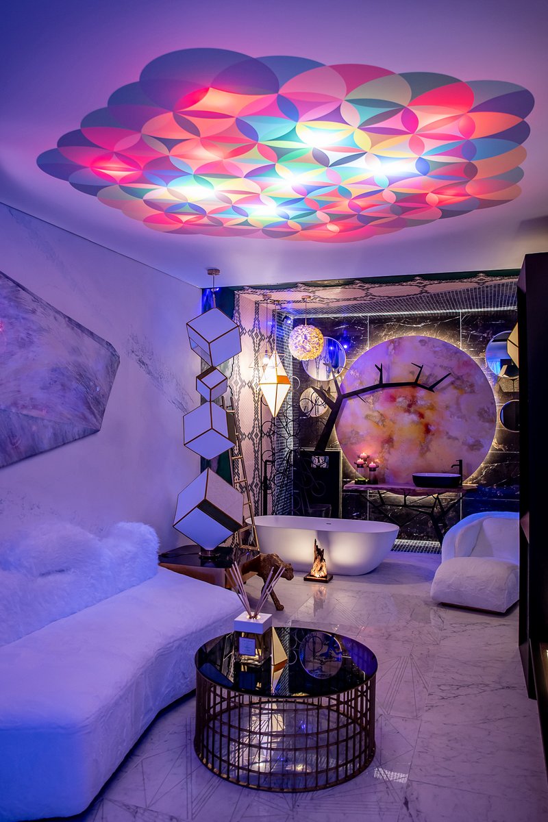 TubesRadiatori's tweet photo. #Tubes took part in #MarbellaDesign an amazing fair dedicated to interior design and innovative solutions. Thanks to the designers FrAncisco SilvÁn for choosing our heating products for his surprising space. Ph. Virginia Vera
#interiordesign #tubesradiatori #designradiators https://t.co/j2R7WYrvX0