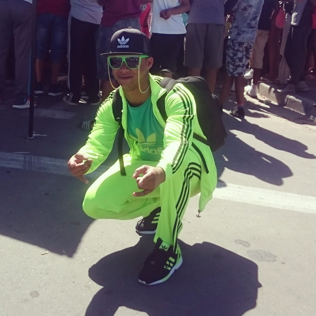 Conneltk's tweet photo. @KFMza @adidasZA @EBinglis #AdidasBlackFriday https://t.co/9pfAaE71uZ