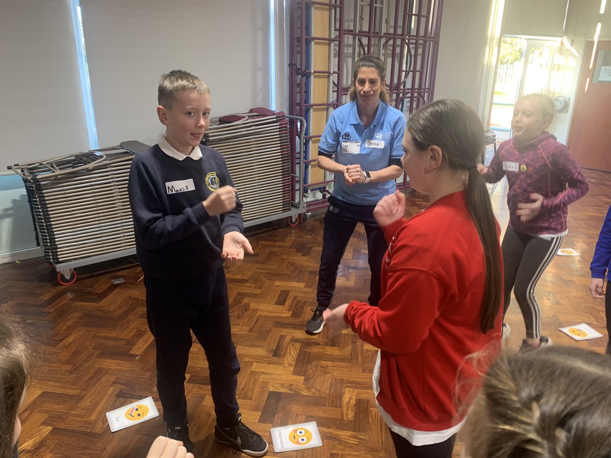 StBernardsep's tweet photo. Our children had a great time at the Mental Health Champions training led by the brilliant world champion inline skater @Jenna_Downing Lots of great ideas to take back to school @TheEPortSSP @YouthSportTrust #stbisactive https://t.co/fzk5XWsLpm