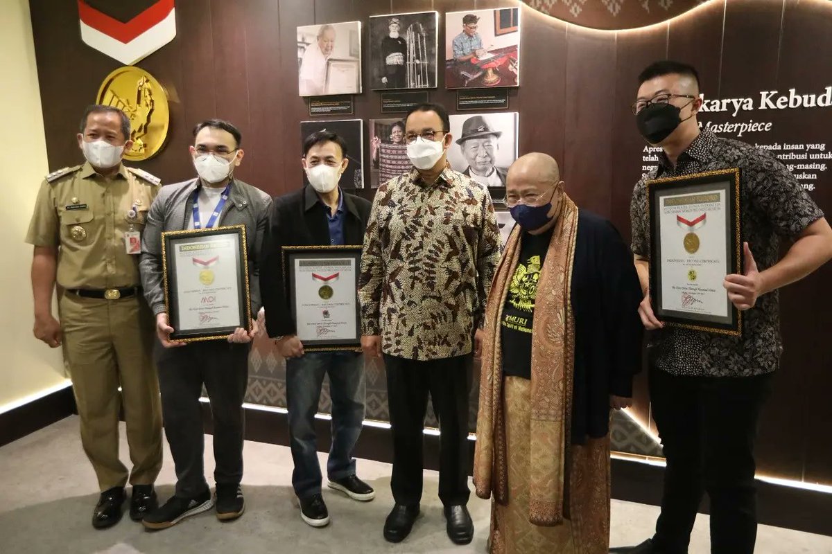Hari ini Gubernur Provinsi DKI Jakarta, Anies Rasyid Baswedan, meresmikan Museum Rekor-Dunia Indonesia (MURI) di MOI, Kelapa Gading. 

Dengan peresmian ini, diharapkan segala prestasi-prestasi Indonesia dapat diperhitungkan pada level dunia.