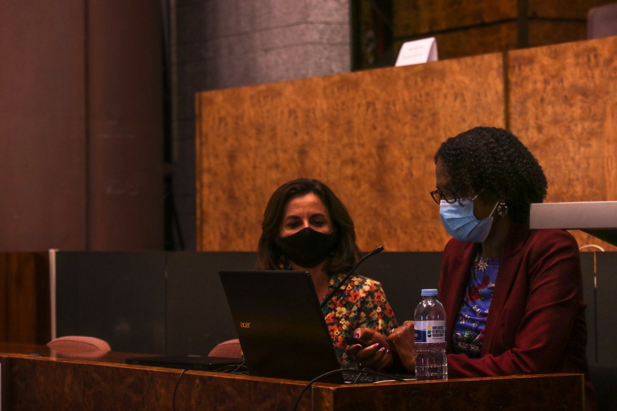 🇨🇻🗣️ "En Cabo Verde llevamos 4 años sufriendo sequía, por eso es tan importante la concienciación para un uso eficiente del agua"

Carolina Mendes, Dirección Nacional de Educación de #CaboVerde, explica la formación de #ADAPTaRES en el país.

🔴 youtu.be/TzpOCxgnr38