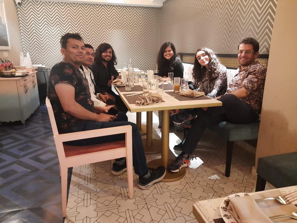 suryachess64's tweet photo. A day out with childhood friends. @LevAronian and Sandipan #whocantbetagged Had nice time 😀 https://t.co/1AoEJzeuRn