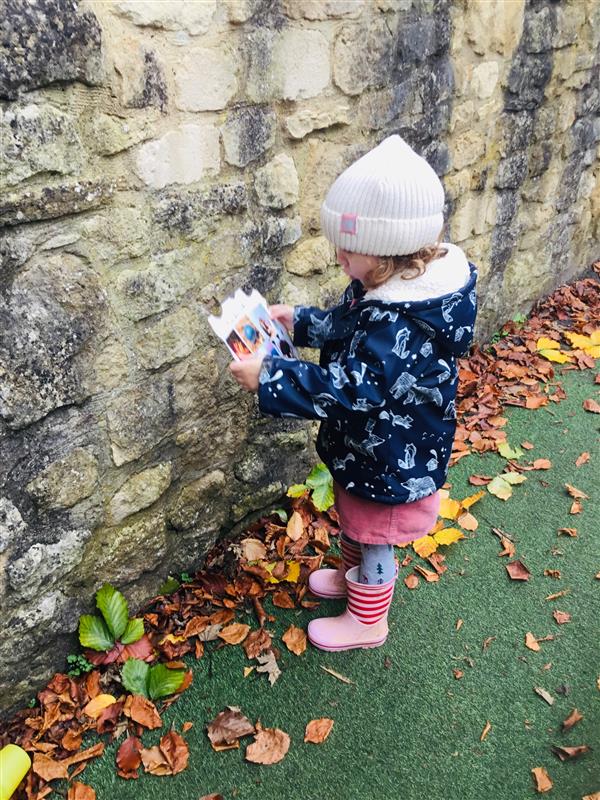 What can we find today? Toddlers followed their scavenger hunt to locate the items and discuss why they may be found there. #scavengerhunt #whatcanyoufind #toddlerroom 🗺️🔎
