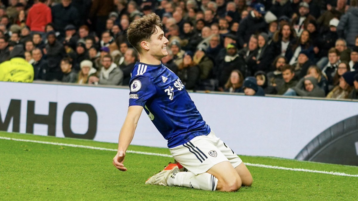 WelshWatch_Pod's tweet photo. Another sensational week for the Welsh boys🤩

Tom Lawrence⚽️⚽️
Harry Wilson⚽️
Tom Lowery⚽️
Sam Vokes⚽️
Callum Jones⚽️
Tom James⚽️
Dan James⚽️

Cymru am Byth🏴󠁧󠁢󠁷󠁬󠁳󠁿

#Wales #TogetherStronger https://t.co/POYRwh4EMr