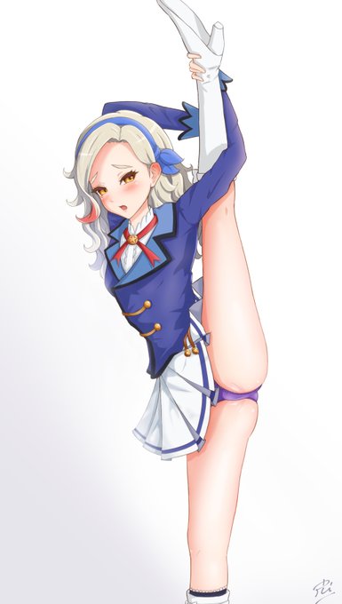 誰より高く足を上げて きれいなポーズを決めてくれ、ブラック沢ハニー… 