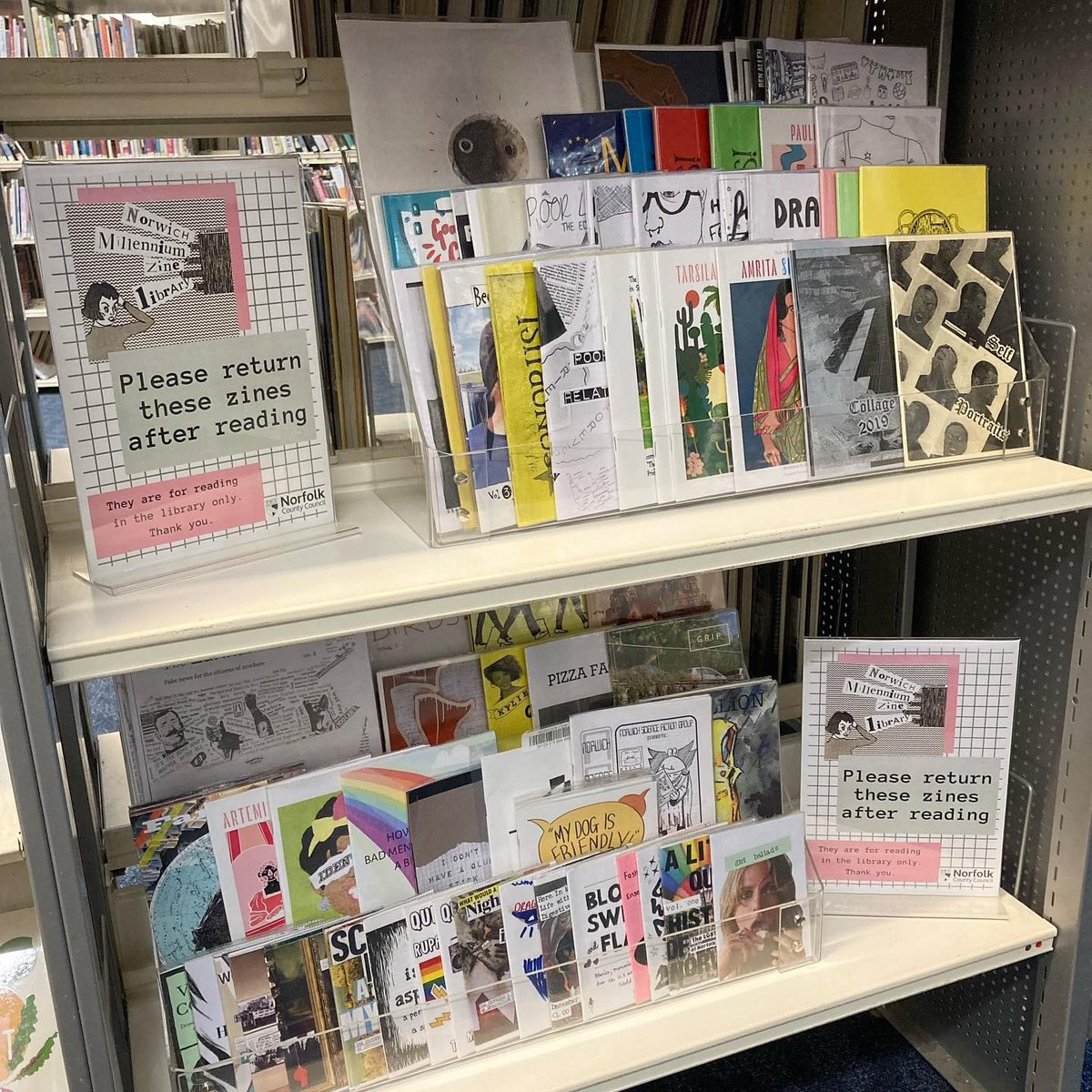 MillenniumLib's tweet image. Have you visited the Norwich Millennium #ZineLibrary yet? ✂️📖

Find it on the first floor, on the right at the top of the stairs. 

If you have a #zine you’d like to share please email rachel.ridealgh@norfolk.gov.uk. And let us know which #zines you’d like to see!