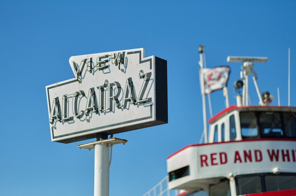tkqubophot's tweet photo. View Alcatraz

📷Leica S3/Summicron-S 100mm f/2 ASPH.

#ファインダー越しの私の世界
#写真撮ってる人と繋がりたい
#写真好きな人と繋がりたい
#カメラ好きな人と繋がりたい
#キリトリセカイ
#photo #photography
#leica #leicas #leicas3 #middleformat
#summicron

https://t.co/UWR5umZX3O https://t.co/zLkXuJgk3e