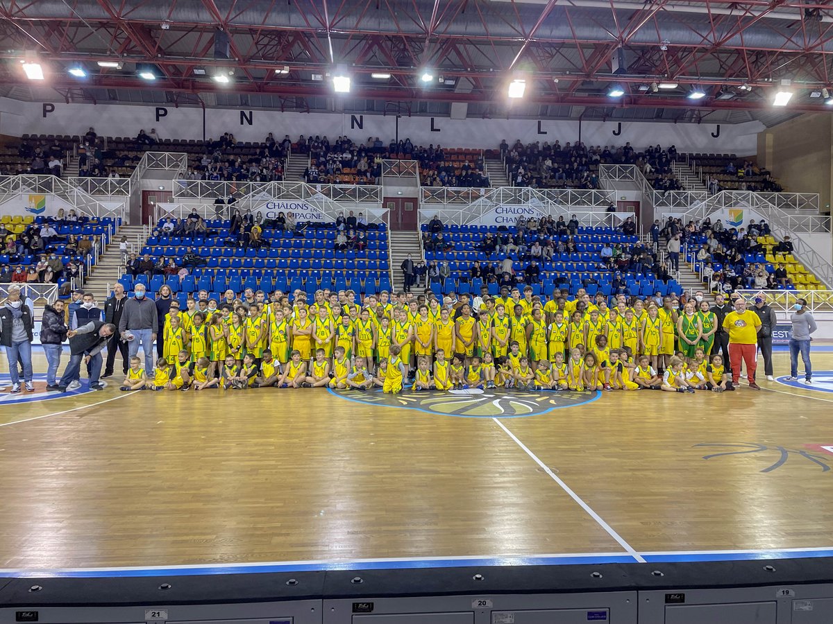 Champagne Basket 🧙‍♂️ tweet media