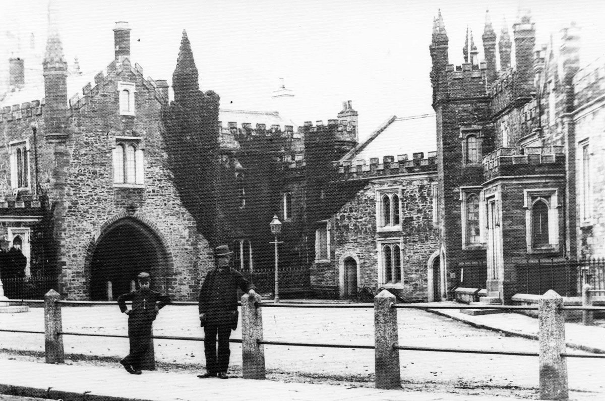 Tavistock Guildhall tweet media