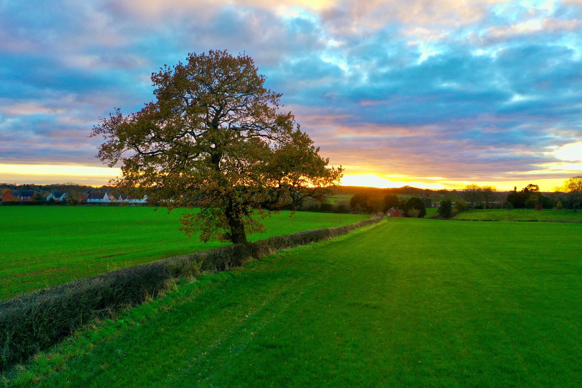 @ThePhotoHour Sunset in #Gnosall Staffordshire #MavicPro2