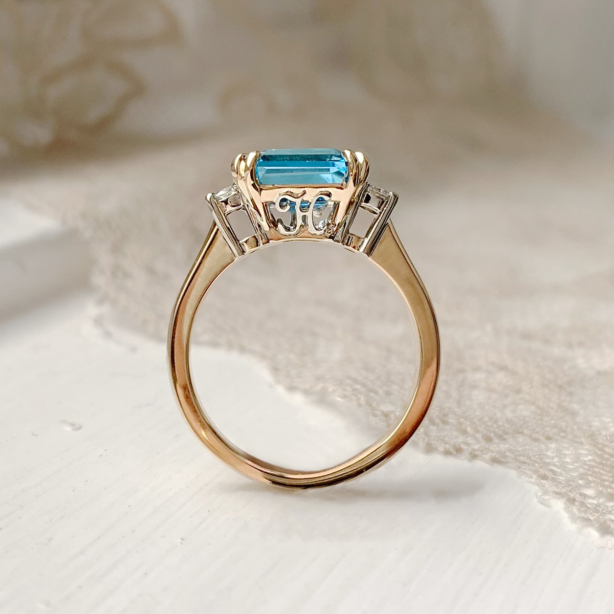 DanasGoldsmith's tweet photo. With sentimental gemstones passed down from family, our clients knew they were destined to find new life in their future forever rings and to appreciate each of their families respectively. Let us tell YOUR story.

#designsatdanas #customdesign #customjewellery #makeover https://t.co/qCoFrMhRRT