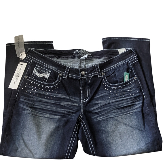 Jocepandasclos1's tweet image. So good I had to share! Check out all the items I&apos;m loving on @Poshmarkapp #poshmark #fashion #style #shopmycloset #maurices #katespade #vancleefarpels: posh.mk/GKp1IGHuolb