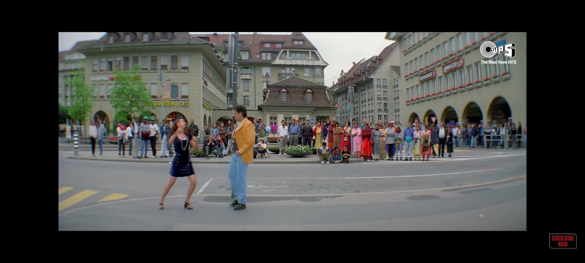 fables_of_film's tweet photo. Thinking about how every 'sona' in the song "Sona kitna sona hai" means something different.

"Sona (my lover) kitna sona (adorable) hai, sone (gold) jaisa tera mann" https://t.co/ogtXCcA7Ig