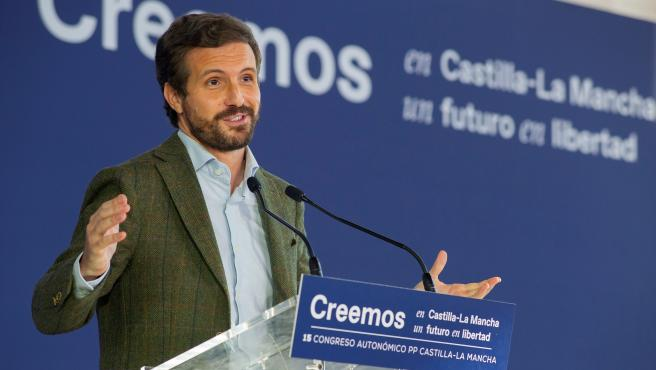 malacarasev's tweet photo. QUE VI TANTO POLLO QUE ME CREIA QUE ERA UNA POLLERIA DIGO COÑO HASE TIEMPO KE NO COMPRAMO UNO MESE APETESE SINSERAMENTE CON SU SARSITA Y DEMA https://t.co/BHXFJPd3IZ