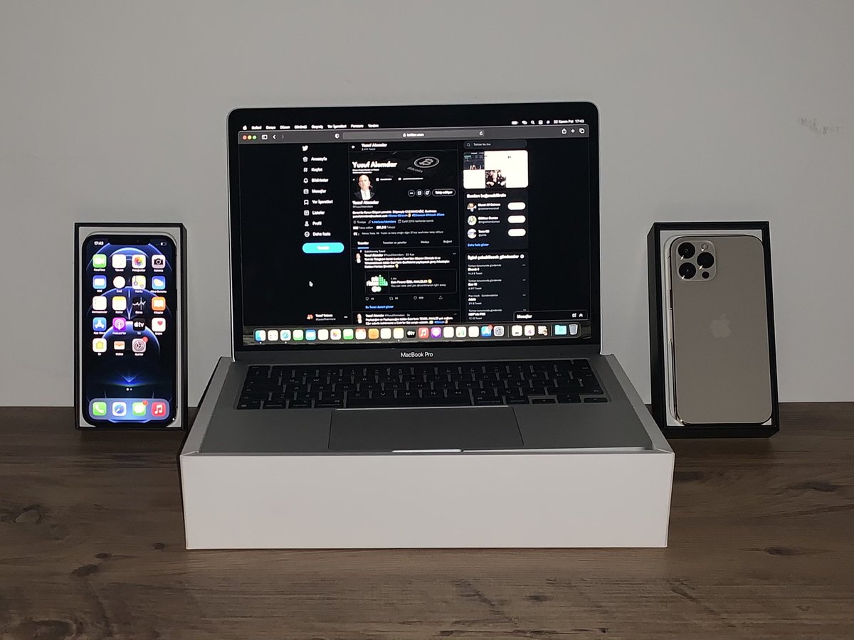 Beni takip edenler için Yarın yapacağım Hediye çekilişi Ürünleri Hazır.

2 IPHONE 13 PRO MAX + MACBOOK PRO 👏

Not; TOPLAM 5 İPHONE 13 PRO MAX + 5 MACBOOK PRO HEDİYE EDECEĞİM.. 👍