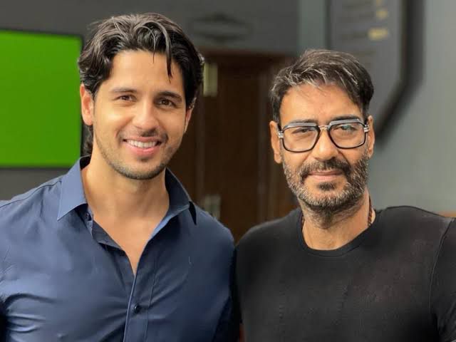 SidMalhotra's tweet photo. Ajay sir, your dedication & respect for your craft is admirable. Working with you on Thank God was a wonderful experience and has left me with many learnings. Really happy sir that you have completed 30 years & I wish you another 30 in the industry. Lots of love 🤗
@ajaydevgn https://t.co/kCjj0Om5yr