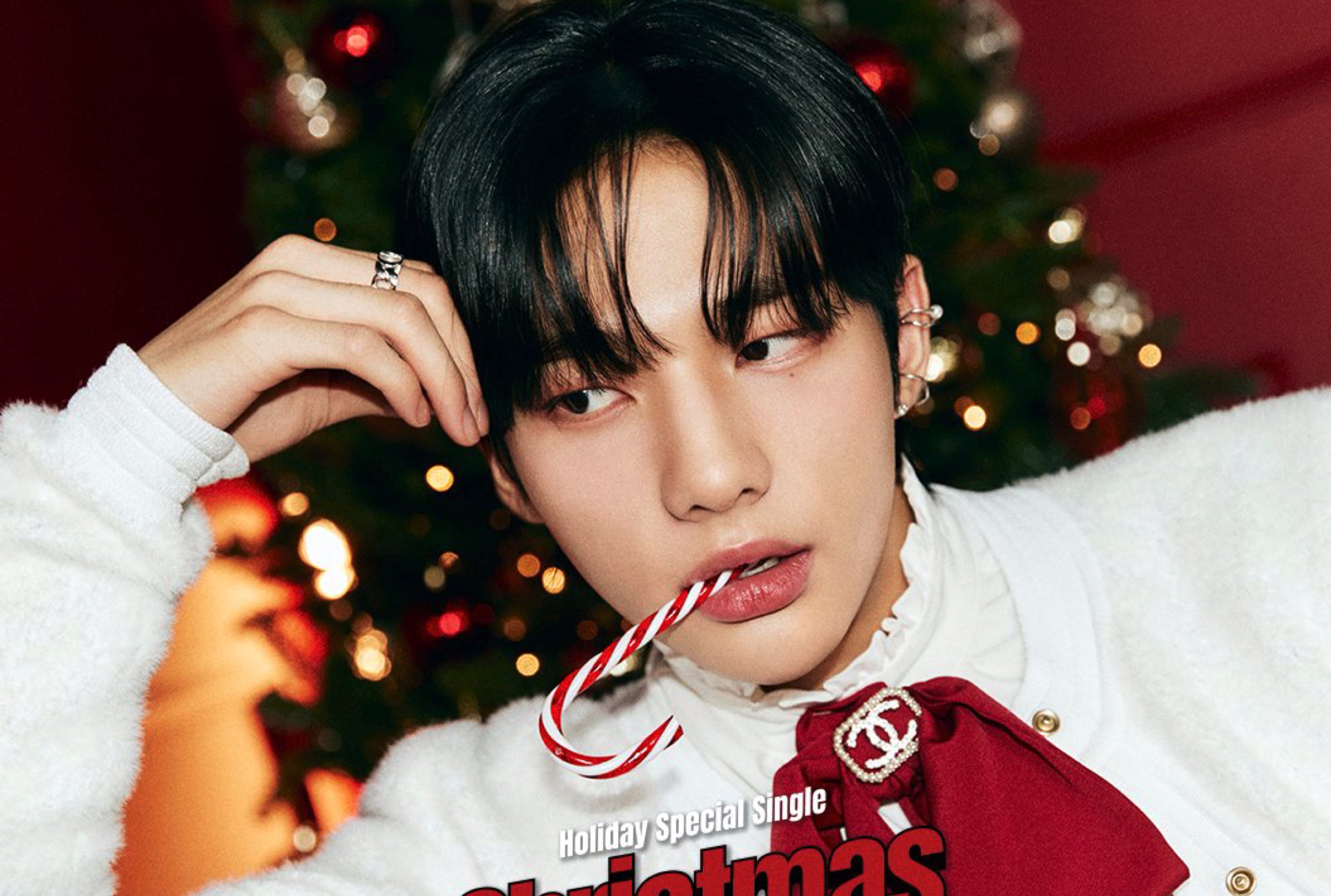 Hyunjin Stray Kids Christmas Evel Hottracks holographic POB