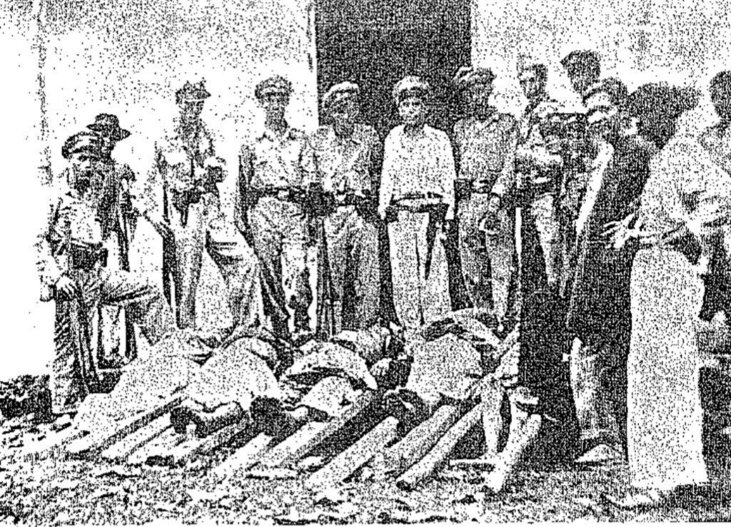 HELIODOPTERO's tweet photo. Año 1947. Fusilamientos de campesinos, cometidos y celebrados con furor por el sanguinario ejército nazi de Colombia. Por orden del ministro conservador José Antonio Montalvo, el exterminio debía ser “a sangre y fuego”. https://t.co/7vc4Q0GIpX