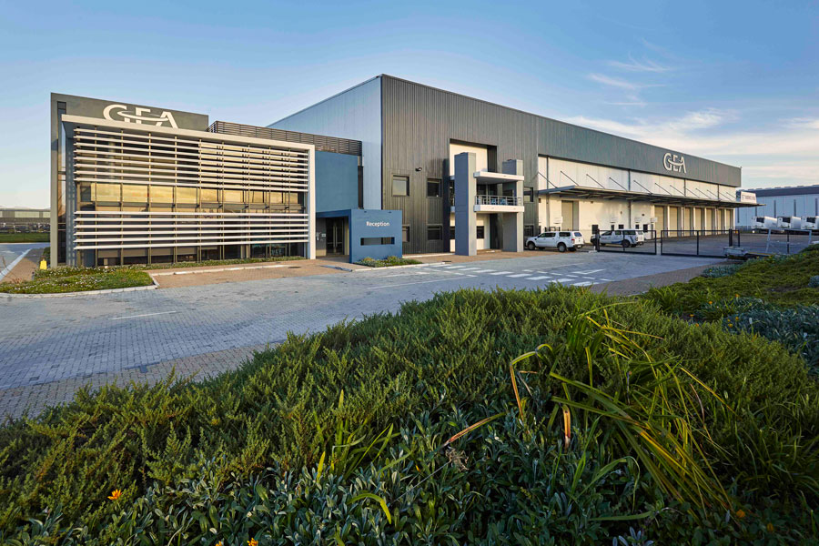 VDMVprop's tweet photo. 𝙂𝙀𝘼
The primely located 5888m² GEA building features a custom-built workshop with offices and additional associated site works. Construction commenced on 01 April 2017 and the building was completed by 30 April 2018.
#VDMVpropertyholdings #VDMV #capetown https://t.co/x61VsbFJCB