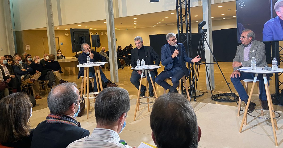 Merci pour ce débat d’idées et ce stimulant échange aux #RencontresCapitales à <a href="/InstitutFrance/">Institut de France</a>, où j’ai eu le plaisir d’intervenir aux côtés de dirigeants et de penseurs. La #technologie est un allié précieux pour répondre aux enjeux liés à la transition écologique.