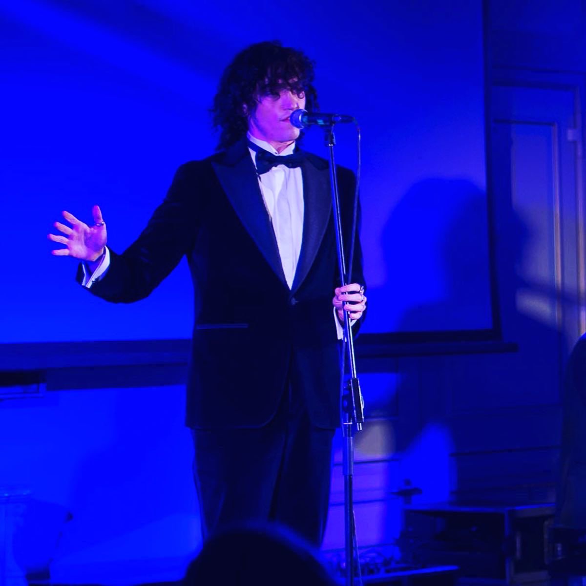 Kaffeinadv's tweet photo. Kaffeina sostiene #theChildrenForPeace l'ONG fondata da #DebraMace e presieduta in Italia da #MassimoLeonardelli.
Il #CharityGala si è svolto a #PalazzoParigi con centinaia di ospiti e le canzoni di #MicheleBravi.
Nella serata la raccolta fondi per costruire un asilo in Uganda! https://t.co/VsYeSi7niH