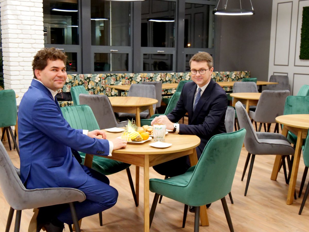 Lucjusz Nadbereżny tweet media