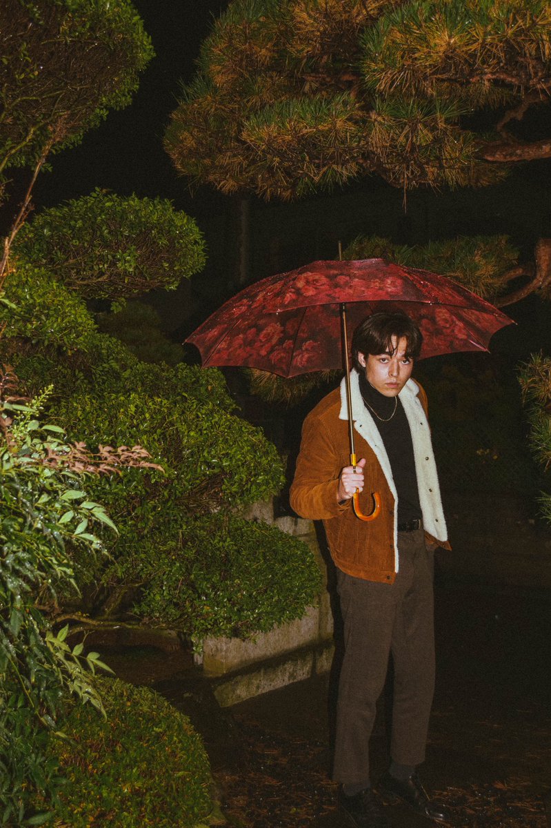 KeaneCaptures's tweet photo. it’s still raining. why is it still raining?.. i did what I was supposed to do… https://t.co/ggdsNJsVX8
