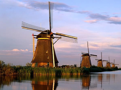 Chrysalis_DC's tweet photo. Here is some motivational imagery for your Monday! 
Be the wind that keeps the windmill of your mind churning! https://t.co/HolR5kqdbX
