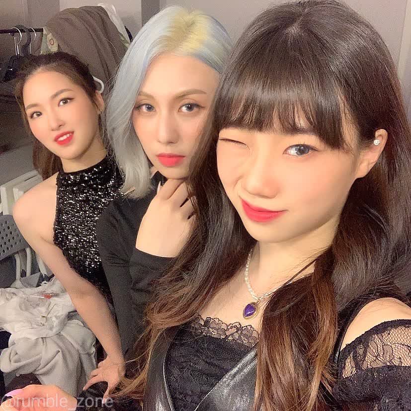 rumbleG_Union's tweet photo. |📸[#INSTAGRAM] 2021.11.22
╰►RumbleG #럼블지 Instagram acc update
—————
❥TRAD: ➛Rumble-G🌈
Thank you always Wings💕
—————
#RumbleG #Didi #GaYun #BaRum #rumblegunion #winnerzone #Winnerzoneentertaintent #럼블지 #럼블G #kpop https://t.co/UhiZEazQy4