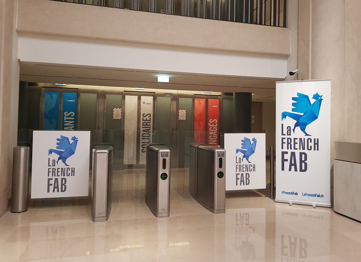 LaFrenchFab's tweet photo. Semaine de l'industrie 🐓
Pour la #SEDI2021, la #FrenchFab s'est incrusté partout dans les locaux de @Bpifrance 🤩 Et vous c'est quoi votre meilleure photo avec le Coq Bleu ?
#SemaineIndustrie
#10ansSEDI
#industrie https://t.co/Nbd8lIpXZR