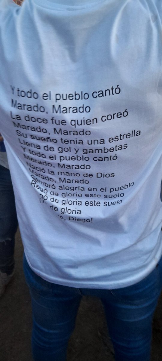 Vas paseando por dentro del boliche con el tema del diego de fondo y pasa ésto, increíble  <a href="/JohannStrauss22/">Johann Strauss</a>