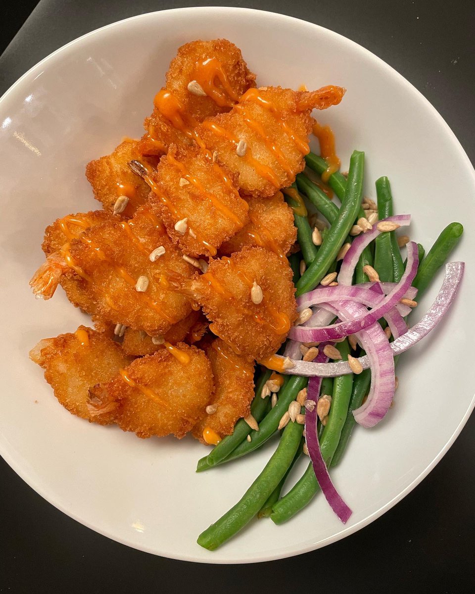PierSideSeafood's tweet photo. Start your week off with a bang 🧨
Crunchy Shrimp with Sauce Craft Honey Sriracha aioli 
Item 71104 - 21/25 Panko Breaded Butterfly Shrimp https://t.co/RuqFuih9l2