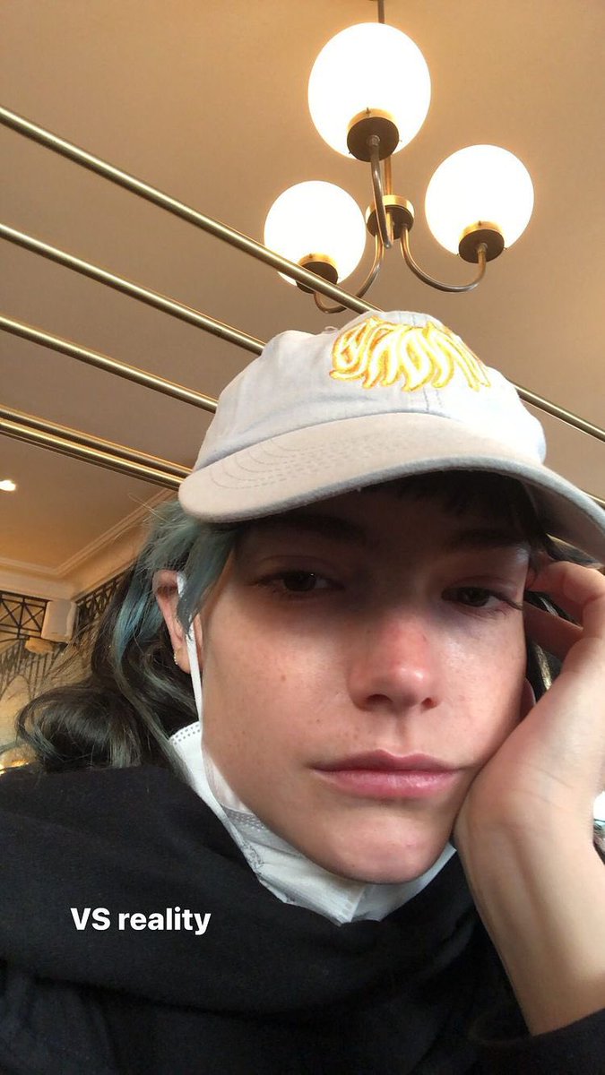 both gorgeous 🤷🏼‍♀️ <a href="/ClaireLaffut/">Claire Laffut</a>