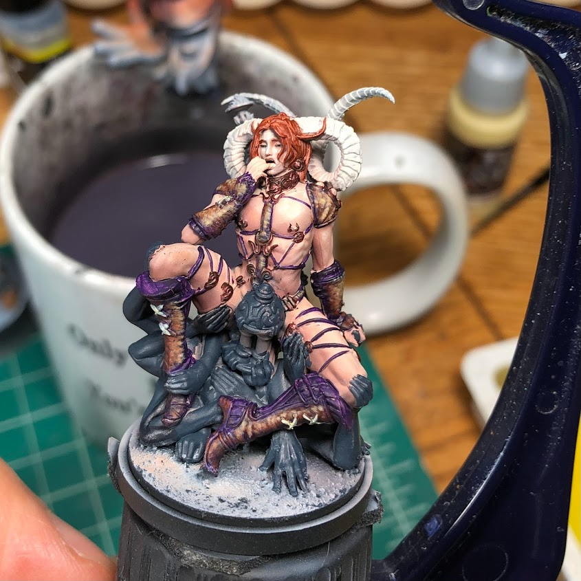 tex_red's tweet photo. Started the Pinup Nightmare Ram. Was laying down the skin tone and pulled out the airbrush because there was just so much of it. Will clean it up after all the strappy bits finished.

#kingdomdeathmonster #kingdomdeath #miniaturepainting #miniatures #pinup #wip #truewip https://t.co/vkmLS3HFcW