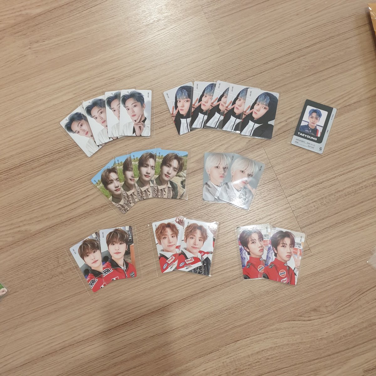 LUVT09__'s tweet photo. 💛ทวิตนี้ 50 บาท ทุกใบค่า💛 **ยกเว้นการ์ดลิปราคาตามในภาพค่ะ** 2ใบขึ้นไปส่งฟรีค่า ((ใบเดียวค่าส่ง25บาทค่ะ)) #ตลาดนัดcravity https://t.co/iXuDDcdRru