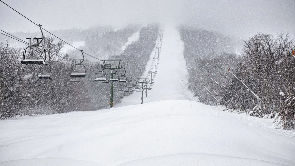 jaypeakresort's tweet photo. Case of the Moundays... https://t.co/H6eBmjKhlg
