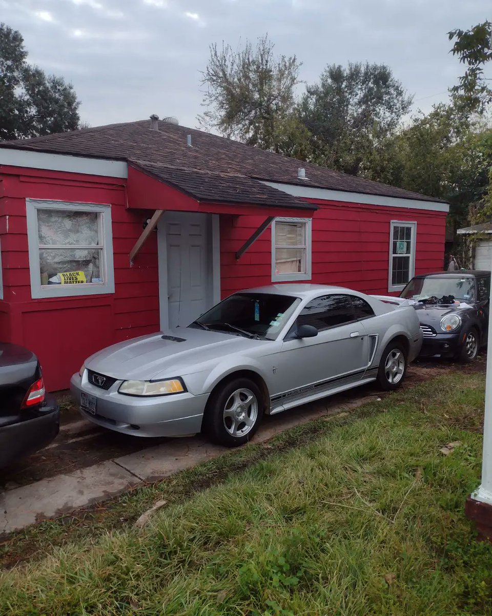 FADEUM_MIKE's tweet photo. I was soooo happy that my car got fixed along with Mama's Lexus, I decided to wash all 3! Now we got 3 running cars at the house! #aboutlastnight #backontheroad #happymonday #mobileagain #progress #readyforthenewweek https://t.co/pojRvSzLpH